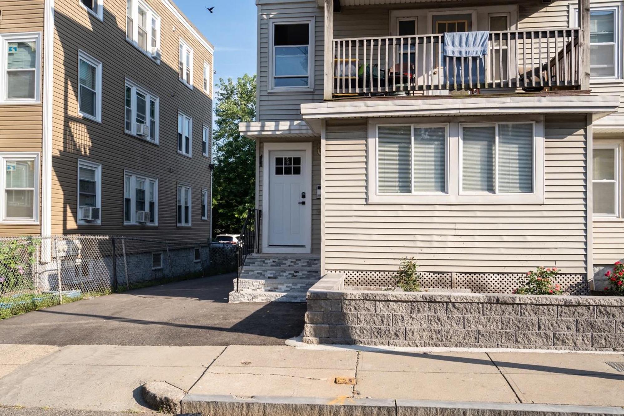 30-1 4Br Boston - Comfortable Apt Near Mbta Ngoại thất bức ảnh